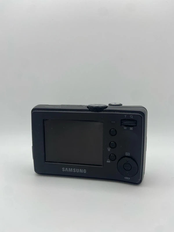 Samsung D70