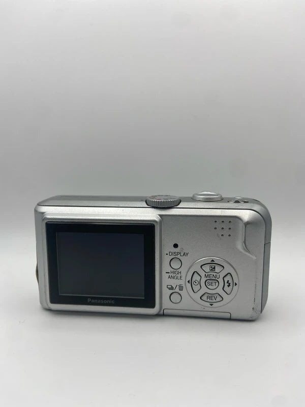 Panasonic Lumix LS2